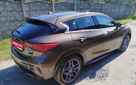 Infiniti QX30, 2018 год, 1 790 000 рублей, 4 фотография