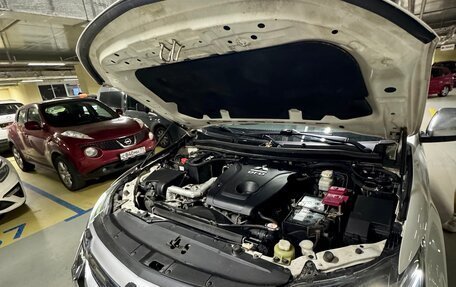 Mitsubishi Pajero Sport III рестайлинг, 2019 год, 2 900 000 рублей, 7 фотография