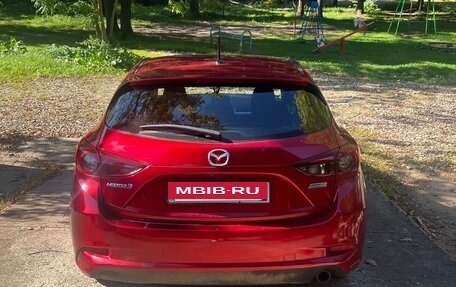 Mazda 3, 2018 год, 1 900 000 рублей, 4 фотография