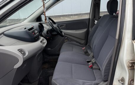 Nissan Almera Tino i, 2000 год, 220 000 рублей, 15 фотография