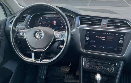 Volkswagen Tiguan II, 2017 год, 2 100 000 рублей, 10 фотография