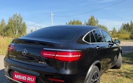 Mercedes-Benz GLC Coupe, 2018 год, 3 200 000 рублей, 3 фотография