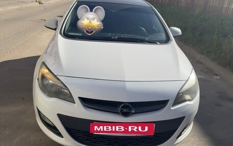 Opel Astra J, 2014 год, 780 000 рублей, 3 фотография
