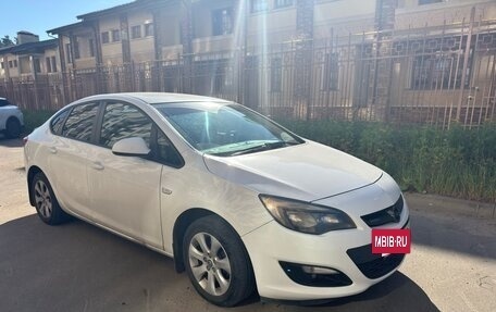 Opel Astra J, 2014 год, 780 000 рублей, 2 фотография