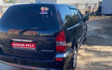 Mitsubishi Space Wagon III, 2002 год, 390 000 рублей, 3 фотография