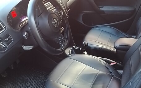 Volkswagen Polo VI (EU Market), 2014 год, 550 000 рублей, 2 фотография