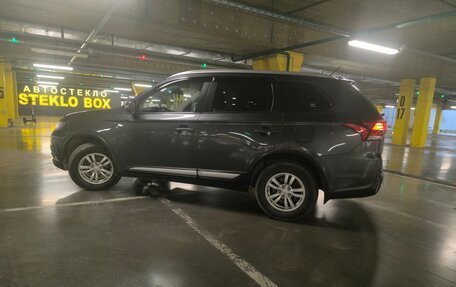Mitsubishi Outlander III рестайлинг 3, 2015 год, 1 777 777 рублей, 4 фотография