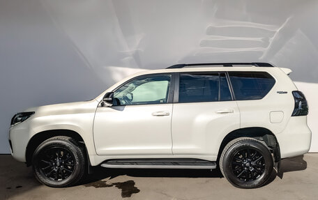 Toyota Land Cruiser Prado 150 рестайлинг 2, 2020 год, 6 015 000 рублей, 8 фотография