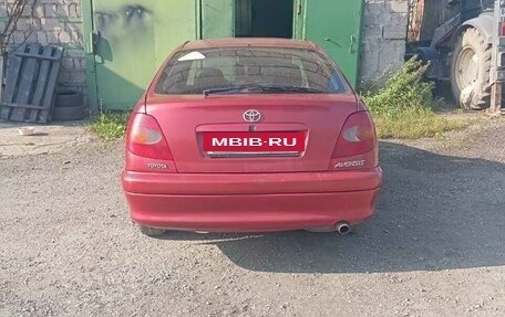 Toyota Avensis III рестайлинг, 2000 год, 250 000 рублей, 10 фотография