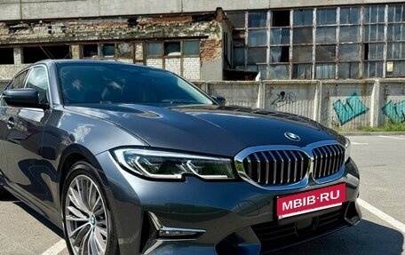 BMW 3 серия, 2019 год, 3 500 000 рублей, 3 фотография