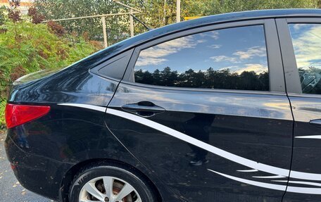 Hyundai Solaris II рестайлинг, 2012 год, 900 000 рублей, 7 фотография