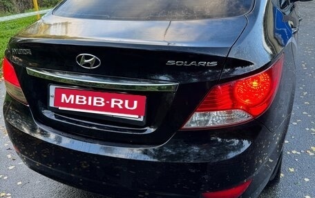 Hyundai Solaris II рестайлинг, 2012 год, 900 000 рублей, 9 фотография