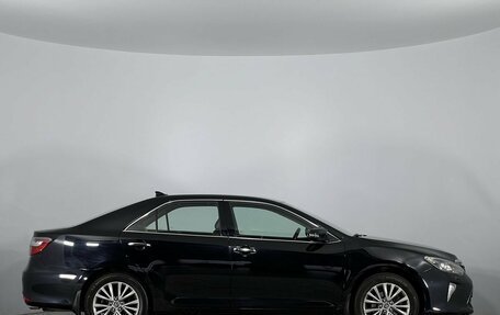 Toyota Camry, 2017 год, 1 970 000 рублей, 4 фотография