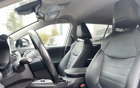 Toyota RAV4, 2022 год, 3 800 000 рублей, 12 фотография
