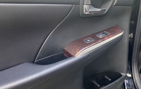 Toyota Camry, 2017 год, 2 380 000 рублей, 9 фотография