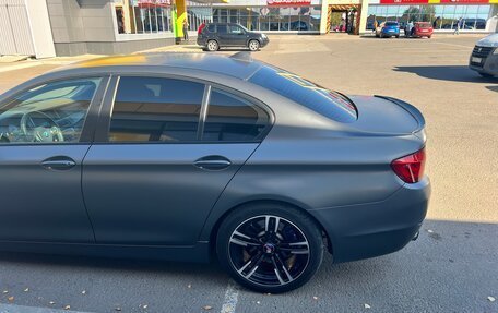 BMW 5 серия, 2013 год, 1 900 000 рублей, 2 фотография