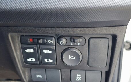 Honda Freed I, 2016 год, 1 350 000 рублей, 14 фотография