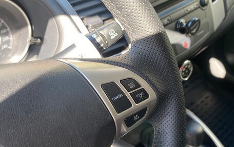 Mitsubishi Outlander III рестайлинг 3, 2010 год, 1 150 000 рублей, 12 фотография