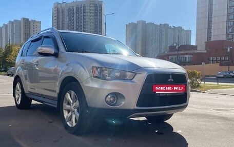 Mitsubishi Outlander III рестайлинг 3, 2010 год, 1 150 000 рублей, 7 фотография