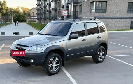 Chevrolet Niva I рестайлинг, 2011 год, 670 000 рублей, 12 фотография