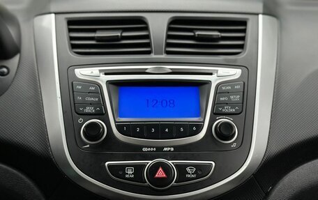 Hyundai Solaris II рестайлинг, 2012 год, 489 000 рублей, 18 фотография