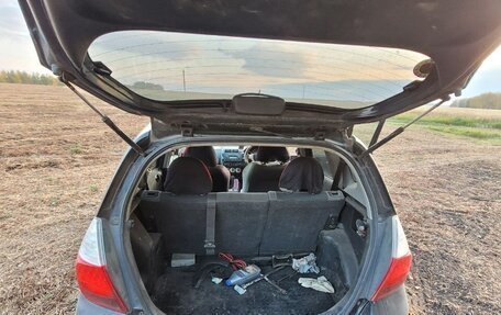 Honda Fit III, 2005 год, 250 000 рублей, 6 фотография