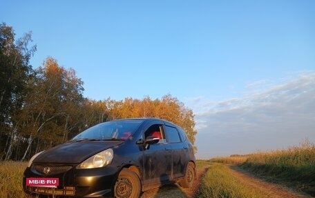 Honda Fit III, 2005 год, 250 000 рублей, 8 фотография