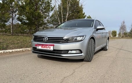 Volkswagen Passat B8 рестайлинг, 2015 год, 1 950 000 рублей, 7 фотография