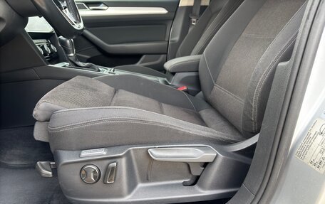 Volkswagen Passat B8 рестайлинг, 2015 год, 1 950 000 рублей, 20 фотография