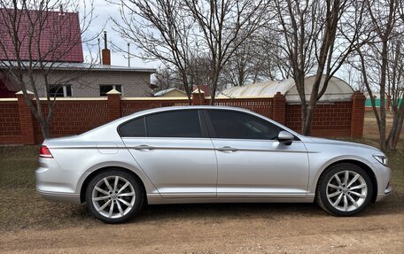 Volkswagen Passat B8 рестайлинг, 2015 год, 1 950 000 рублей, 13 фотография
