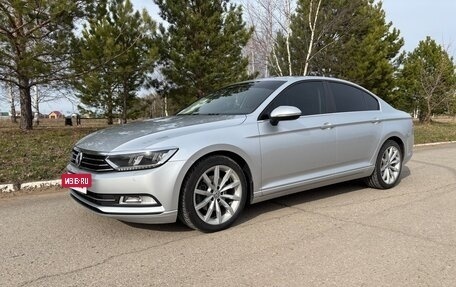 Volkswagen Passat B8 рестайлинг, 2015 год, 1 950 000 рублей, 10 фотография