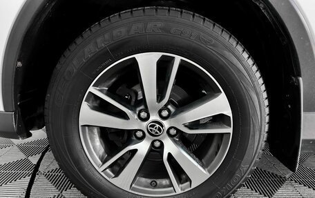 Toyota RAV4, 2018 год, 2 135 000 рублей, 17 фотография