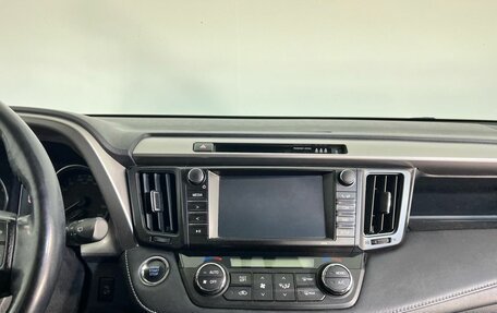 Toyota RAV4, 2018 год, 2 135 000 рублей, 19 фотография