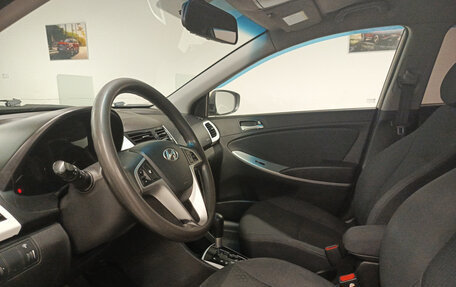 Hyundai Solaris II рестайлинг, 2013 год, 661 000 рублей, 20 фотография