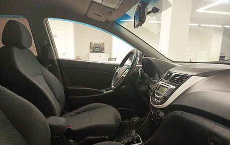 Hyundai Solaris II рестайлинг, 2013 год, 661 000 рублей, 13 фотография