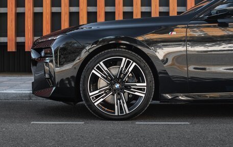 BMW 7 серия, 2025 год, 22 842 300 рублей, 17 фотография