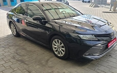 Toyota Camry, 2019 год, 2 650 000 рублей, 1 фотография