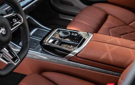 BMW 7 серия, 2025 год, 22 842 300 рублей, 36 фотография