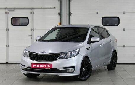 KIA Rio III рестайлинг, 2016 год, 997 000 рублей, 1 фотография