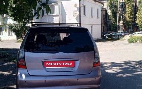 Mitsubishi Grandis, 2004 год, 730 000 рублей, 3 фотография