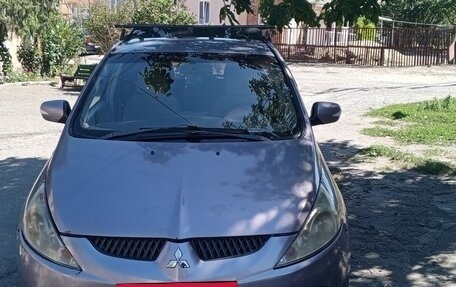 Mitsubishi Grandis, 2004 год, 730 000 рублей, 6 фотография