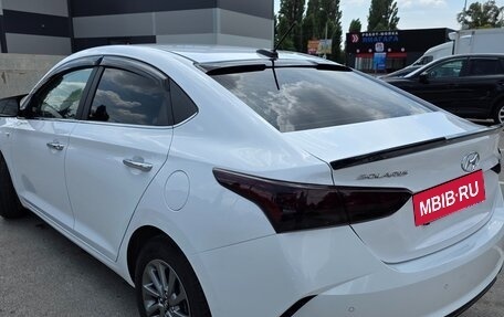 Hyundai Solaris II рестайлинг, 2022 год, 1 830 000 рублей, 6 фотография