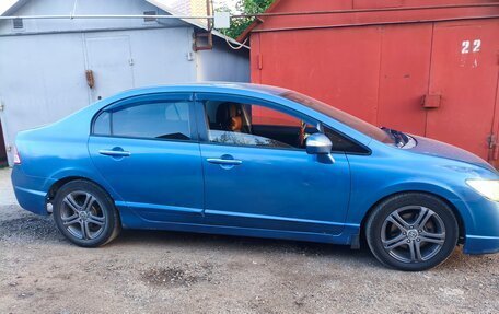 Honda Civic VIII, 2007 год, 549 000 рублей, 2 фотография