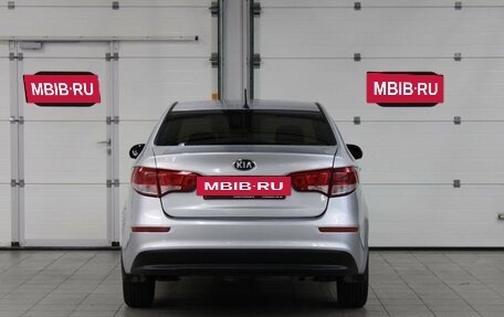 KIA Rio III рестайлинг, 2016 год, 997 000 рублей, 6 фотография