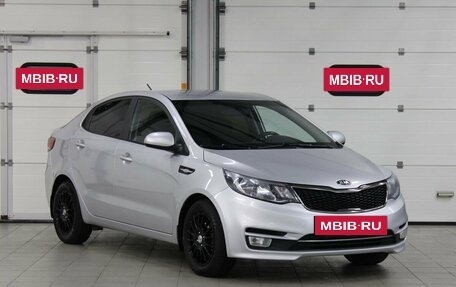 KIA Rio III рестайлинг, 2016 год, 997 000 рублей, 3 фотография