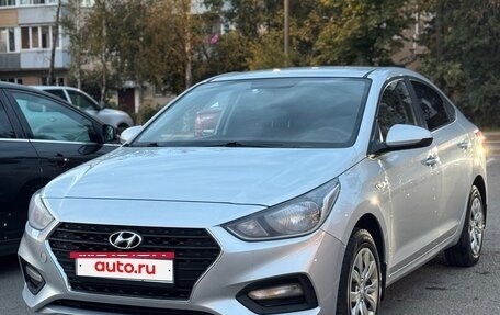 Hyundai Solaris II рестайлинг, 2017 год, 890 000 рублей, 3 фотография