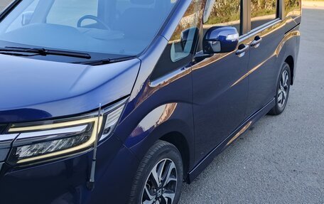 Honda Stepwgn IV, 2021 год, 3 100 000 рублей, 2 фотография