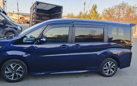 Honda Stepwgn IV, 2021 год, 3 100 000 рублей, 3 фотография