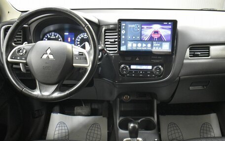 Mitsubishi Outlander III рестайлинг 3, 2013 год, 1 149 000 рублей, 6 фотография