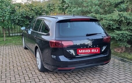 Volkswagen Passat B8 рестайлинг, 2019 год, 1 680 000 рублей, 3 фотография